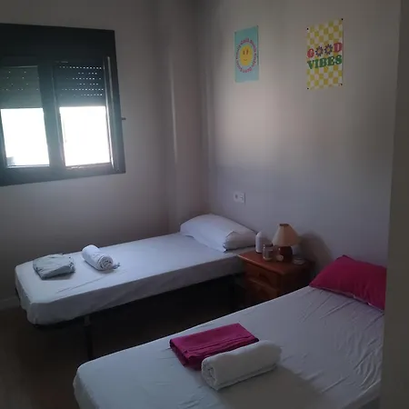 Bajo Con Jardin En Primera Linea De Playa *