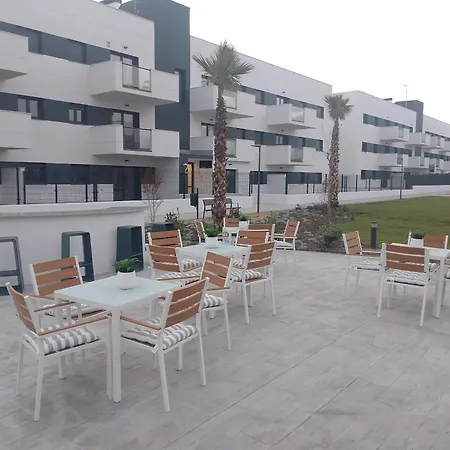 Apartamento Bajo Con Jardin En Primera Linea De Playa
