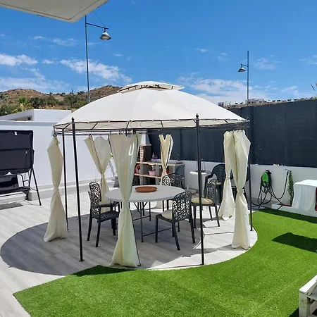 Apartamento Bajo Con Jardin En Primera Linea De Playa